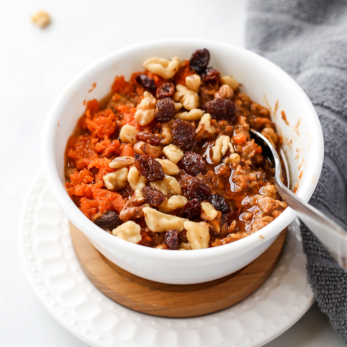 vegan carrot cake oatmeal